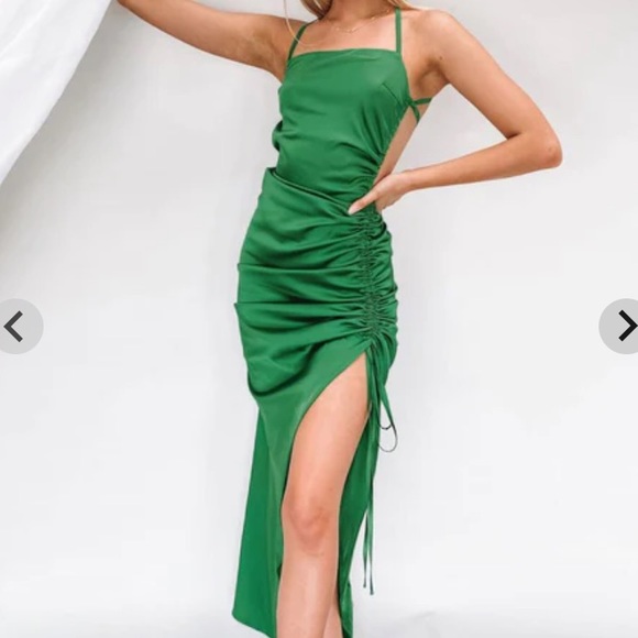 EMERALD GREEN FORMAL DRESS SUPER PRETTY - Picture 2 of 3